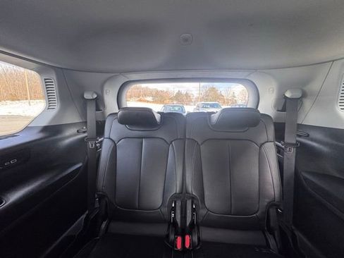 Used 2023 Jeep Grand Cherokee L Limited image 28