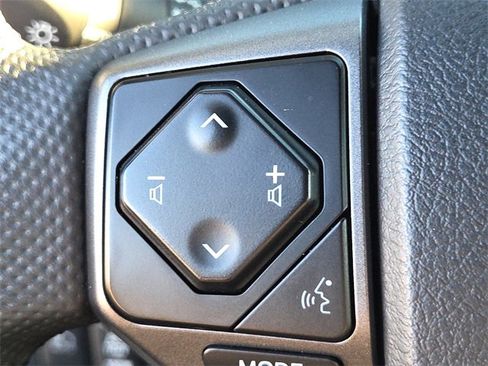 Used 2023 Toyota Tacoma TRD Off-Road image 26