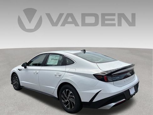 New 2026 Hyundai Sonata Blue FWD image 3