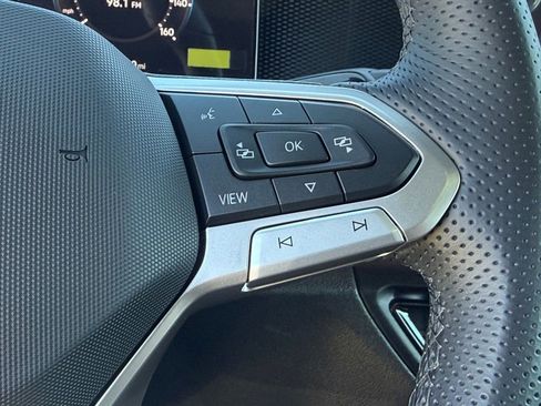 New 2026 Volkswagen Tiguan SE R-Line FWD image 18