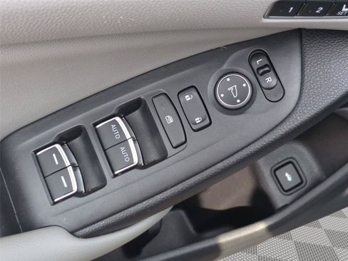 Used 2020 Honda Accord Touring image 13
