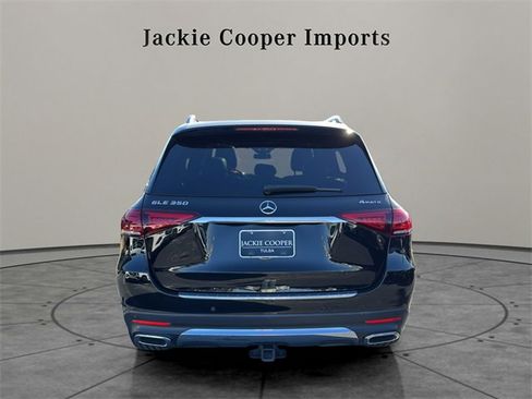 Used 2021 Mercedes-Benz GLE 350 4MATIC image 4