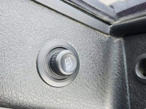 Used 2011 Ford F150 XL w/ Communications Pkg image 27