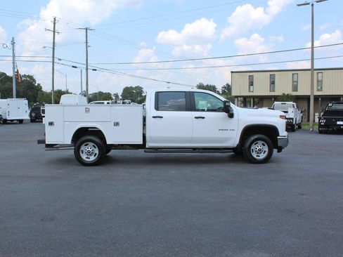 Used 2024 Chevrolet Silverado 2500 W/T w/ WT Convenience Package AWD/4WD image 7