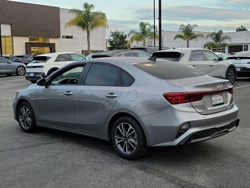 Used 2023 Kia Forte LXS image 29