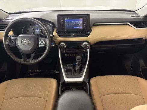 Used 2021 Toyota RAV4 XLE image 34