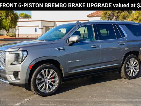 Used 2022 GMC Yukon Denali w/ Denali Ultimate Package AWD/4WD image 4