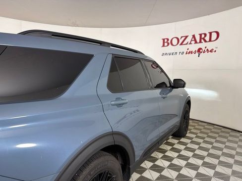 Used 2025 Ford Explorer ST-Line RWD image 16