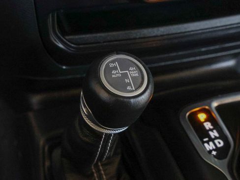 Used 2023 Jeep Wrangler Sahara AWD/4WD image 22