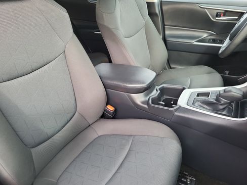 Used 2025 Toyota RAV4 XLE image 14