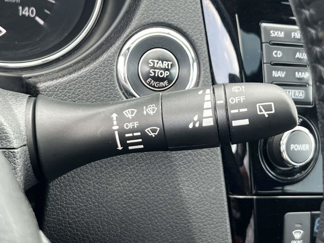 Used 2017 Nissan Rogue SV AWD/4WD image 22