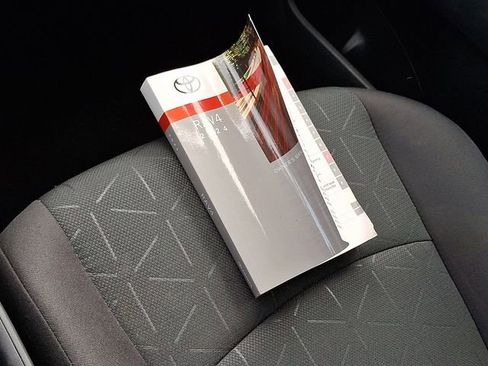 Used 2024 Toyota RAV4 XLE image 27