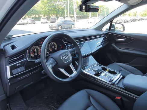 Used 2023 Audi Q7 2.0T Premium w/ Convenience Package AWD/4WD image 10