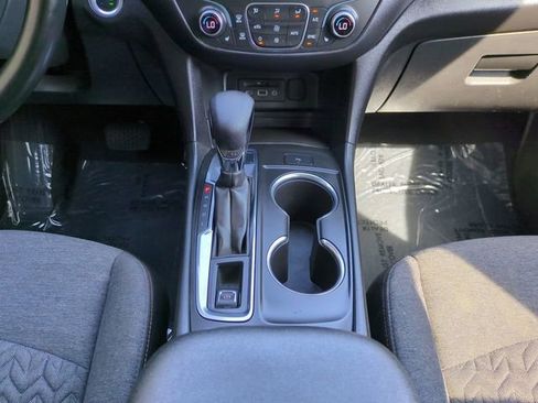 Used 2023 Chevrolet Equinox LT image 19