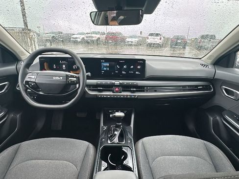 Used 2025 Kia K4 LXS FWD image 21
