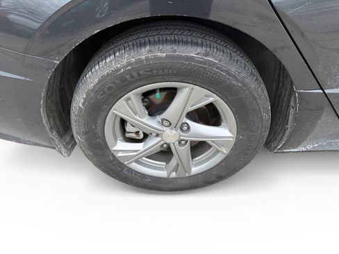 Used 2023 Hyundai Sonata SE image 17