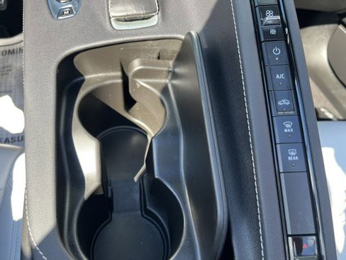 Certified 2022 Chevrolet Corvette Stingray Convertible w/ Battery Protection Package image 29