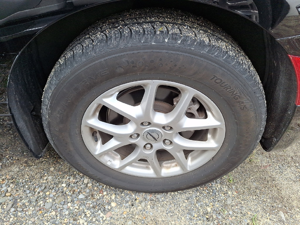 Used 2024 Chrysler Pacifica Touring-L FWD image 8