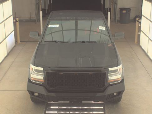 Used 2018 Chevrolet Silverado 1500 W/T w/ WT Convenience Package image 4