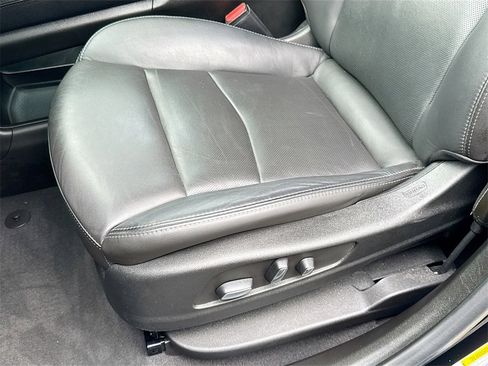 Used 2024 Cadillac XT6 Premium Luxury w/ Technology Package image 21