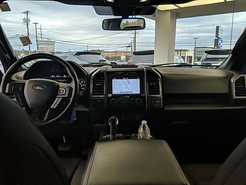 Used 2019 Ford F150 XLT w/ Equipment Group 302A Luxury image 9