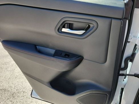 New 2026 Nissan Rogue SV image 12