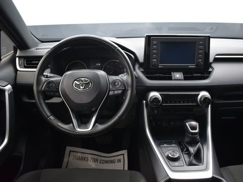 Used 2022 Toyota RAV4 SE AWD/4WD image 14