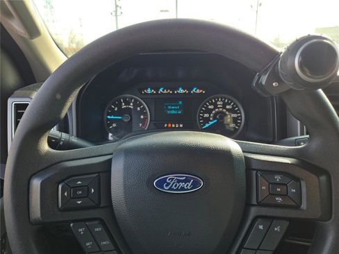 Used 2020 Ford F150 XLT image 32