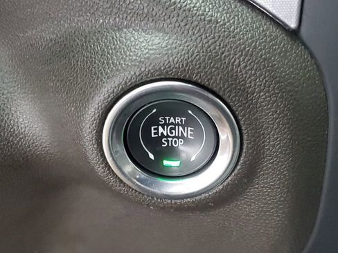 Used 2020 GMC Sierra 1500 SLT image 30