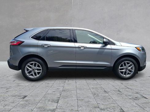 Used 2024 Ford Edge SEL AWD/4WD image 7