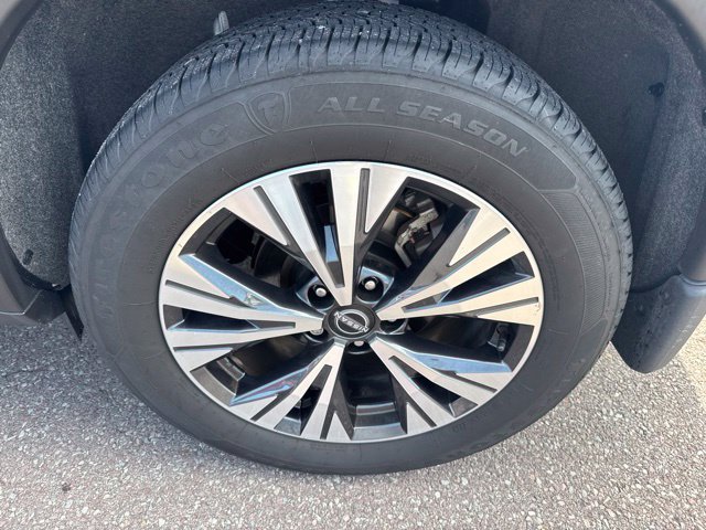Certified 2023 Nissan Rogue SV w/ SV Premium B Package AWD/4WD image 34