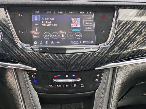 Used 2024 Cadillac XT6 Premium Luxury image 19