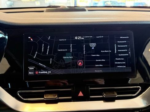 Used 2022 Kia Niro EX image 14