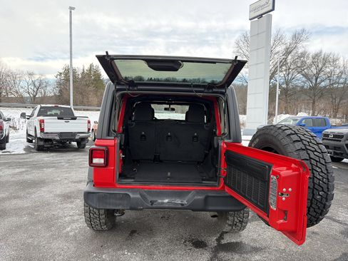 Used 2020 Jeep Wrangler Unlimited Sport S image 31