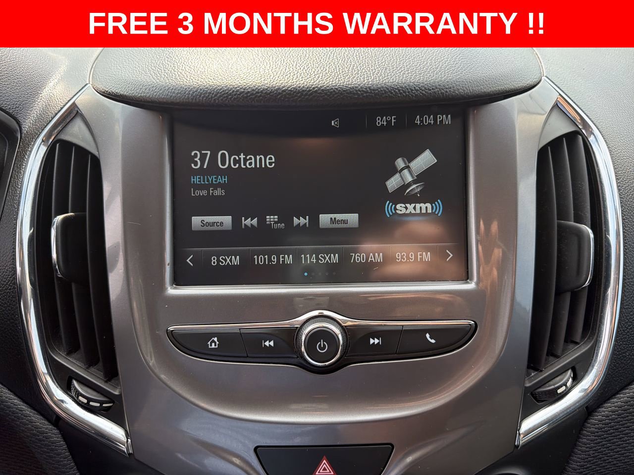 Used 2017 Chevrolet Cruze LT FWD image 17
