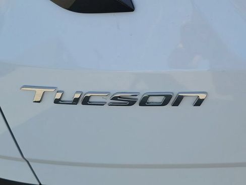 Certified 2024 Hyundai Tucson SE FWD image 23