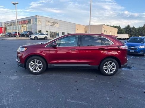 Used 2019 Ford Edge SEL w/ Equipment Group 201A AWD/4WD image 4