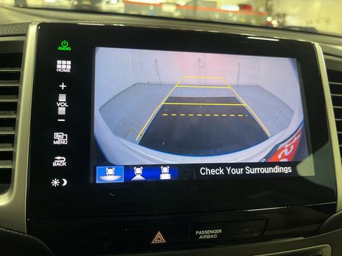 Used 2016 Honda Pilot EX image 17