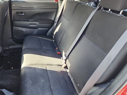 Used 2011 Mitsubishi Outlander Sport ES image 13