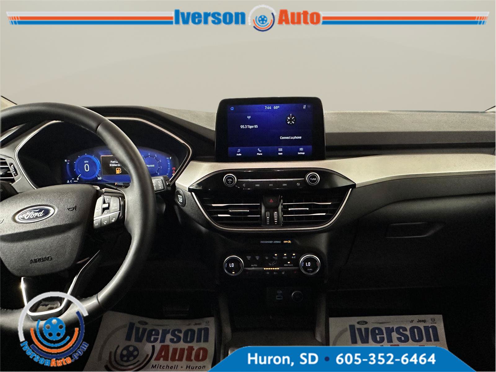 Used 2021 Ford Escape SEL w/ Technology Package AWD/4WD image 25
