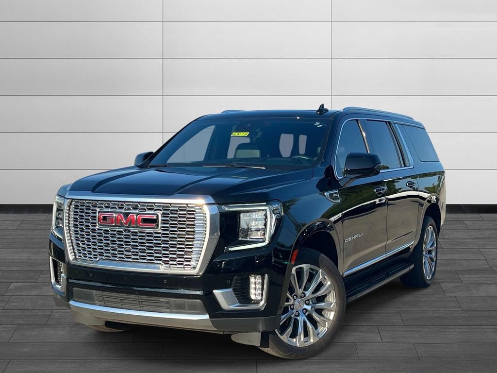 Used 2023 GMC Yukon XL Denali w/ Advanced Technology Package AWD/4WD image 1