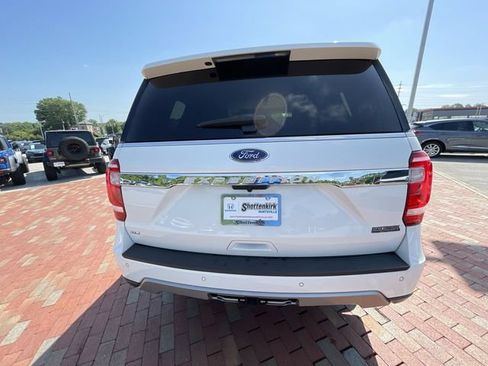 Used 2020 Ford Expedition XLT w/ Equipment Group 202A RWD image 32