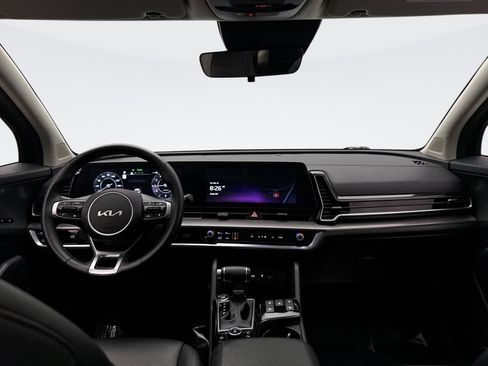 Used 2025 Kia Sportage SX image 14