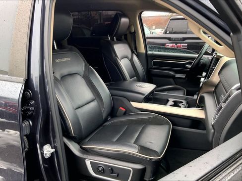 Used 2019 RAM 1500 Laramie image 7