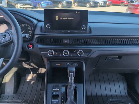 Used 2023 Honda CR-V LX image 16