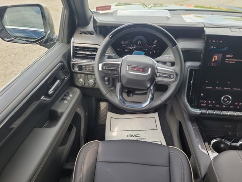 New 2026 GMC Yukon XL Elevation w/ Elevation Premium Package AWD/4WD image 19
