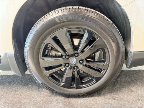 Used 2019 Subaru Outback 2.5i Limited w/ Popular Package #2 image 17