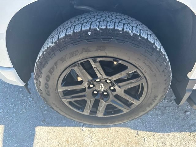 Used 2026 Chevrolet Silverado 1500 RST AWD/4WD image 32