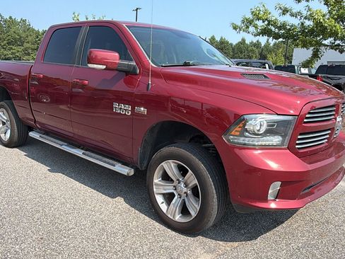 Used 2014 RAM 1500 Sport w/ Convenience Group AWD/4WD image 5