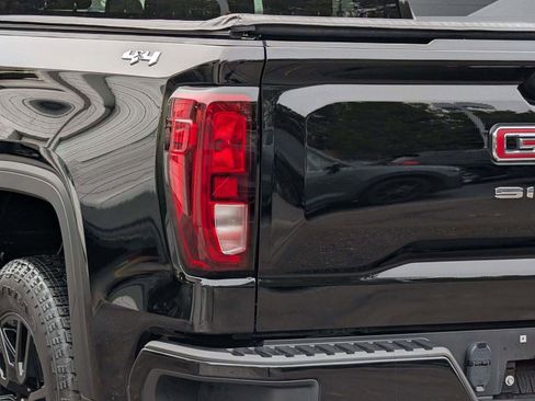 Used 2023 GMC Sierra 1500 Pro w/ Graphite Edition image 12